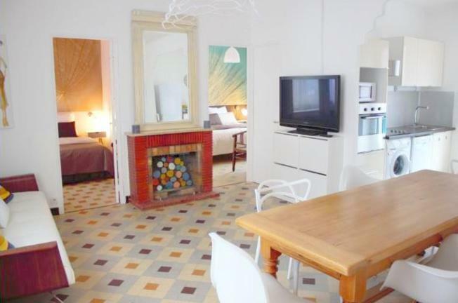 2 Chemin Neuf Balcon Apartment Greoux-les-Bains Bagian luar foto